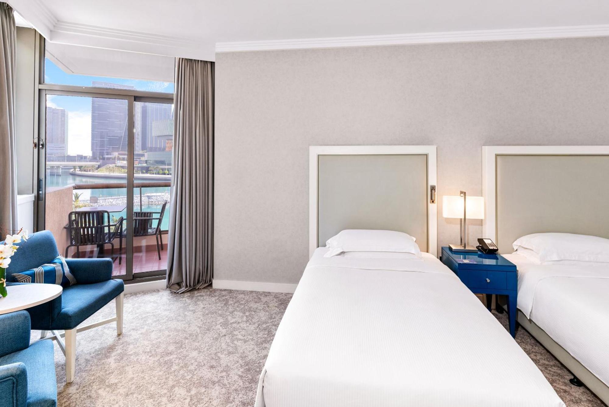 فندق الشاطىء روتانا - أبوظبي أبو ظبي الغرفة الصورة Deluxe room